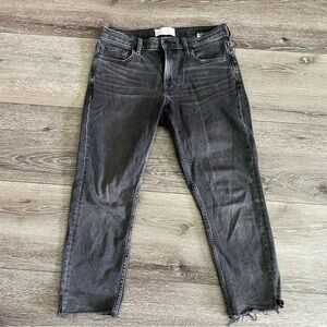 Everlane Mid-Rise Crop Jeans Size 27 Washed Black